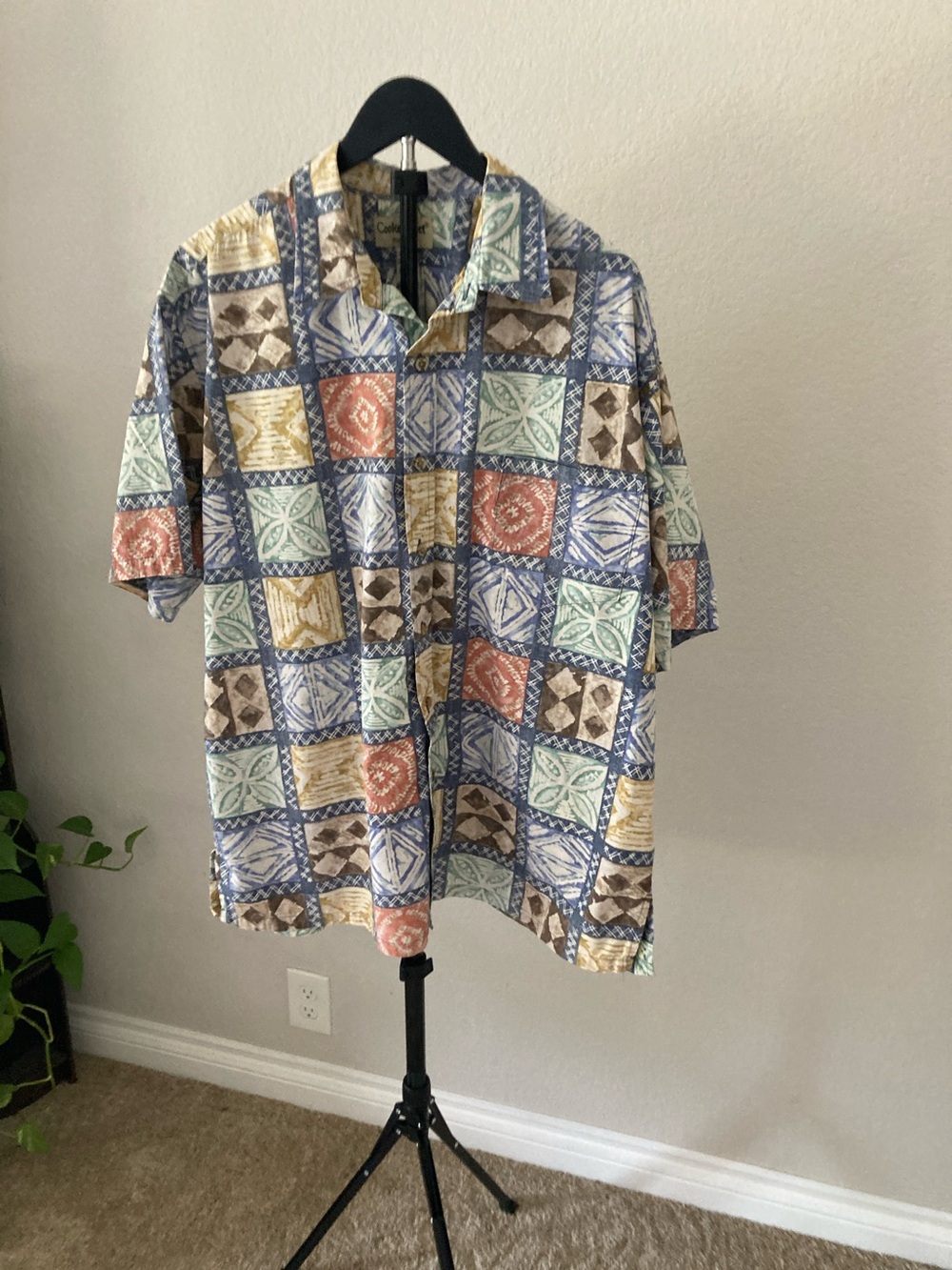 Casual Short-Sleeve Button-Down Shirt - Multi Color